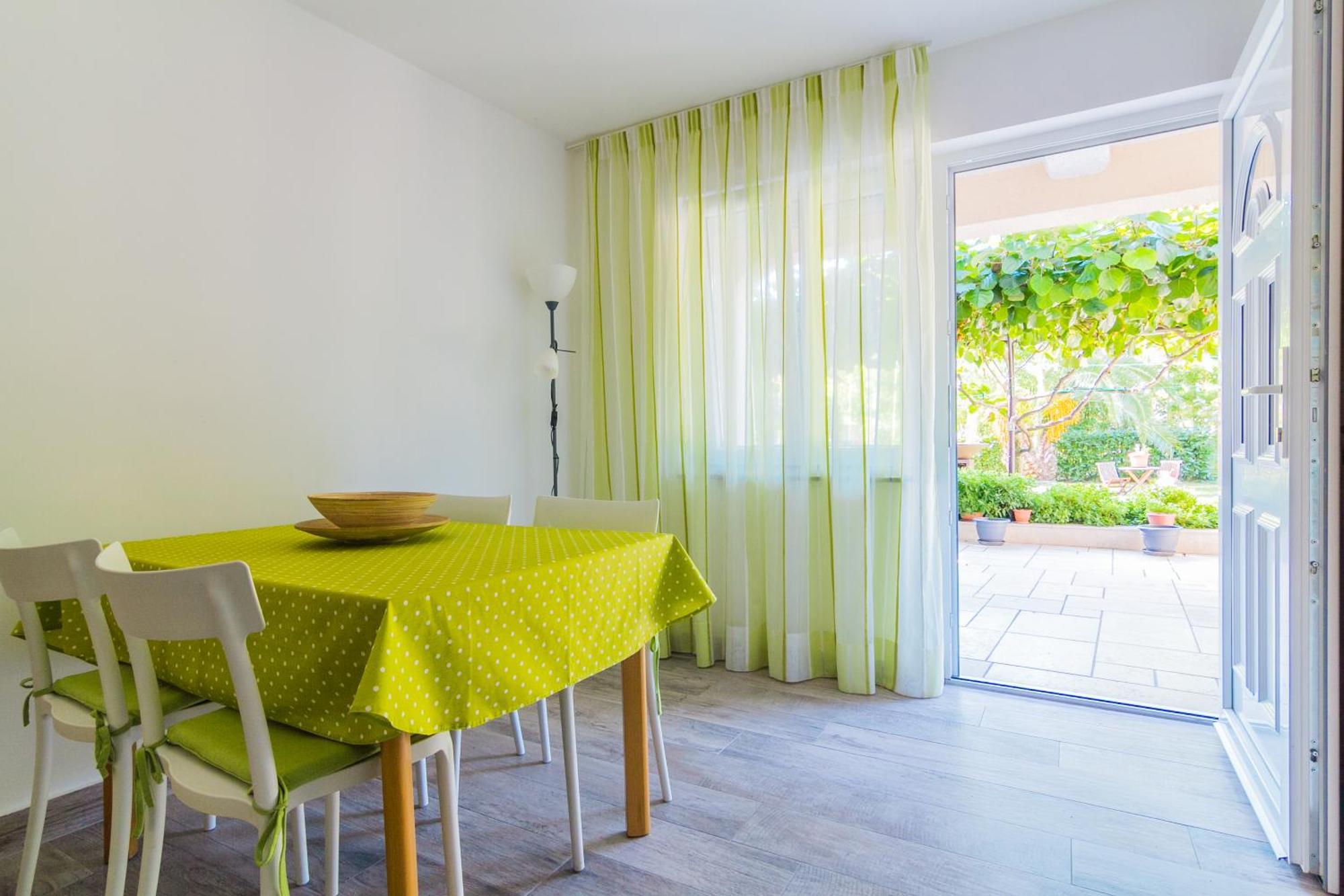 Nicole Apartamento *